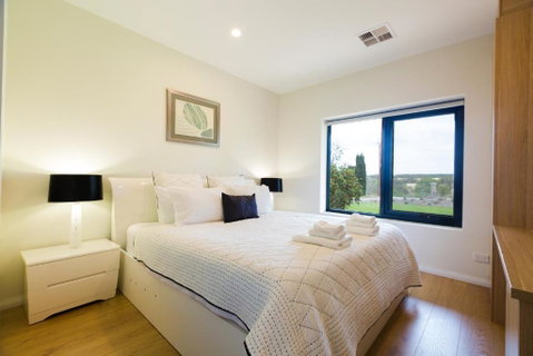 Mattner House Family Vacation Resort - Winery Find 1