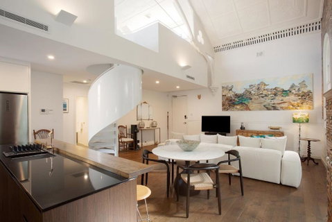 Mezzanine Magic, Bondi Junction - Winery Find 1