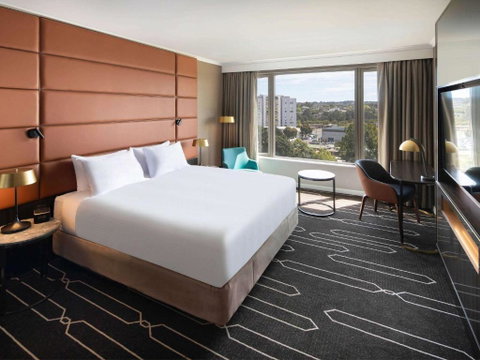 Mercure Sydney Parramatta - Winery Find 1