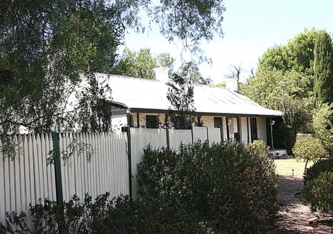 Miss Mabel Cottage - Winery Find 1