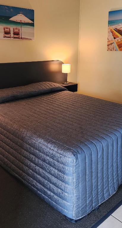 Nanango Antler Motel - Winery Find 3