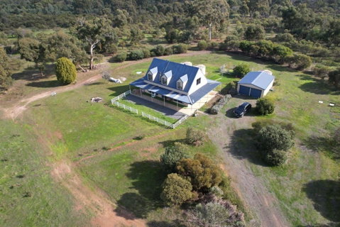 Morningside Farm House With Mountian Views... - Winery Find 0