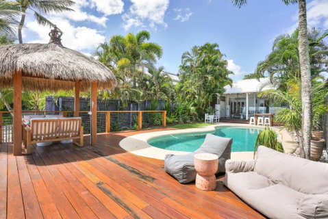 Mylara Beachfront Holiday Home - Winery Find 3