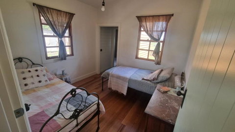 Myrtlebank Cottage Farmstay - Winery Find 2