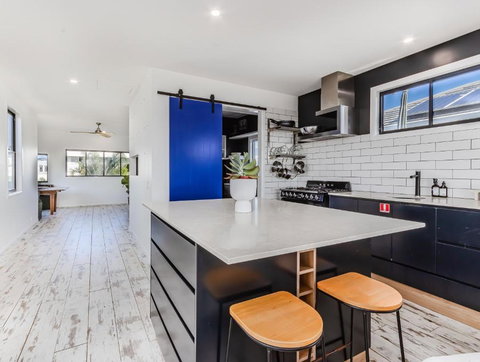 Nestled On Nautilus - Winery Find 3