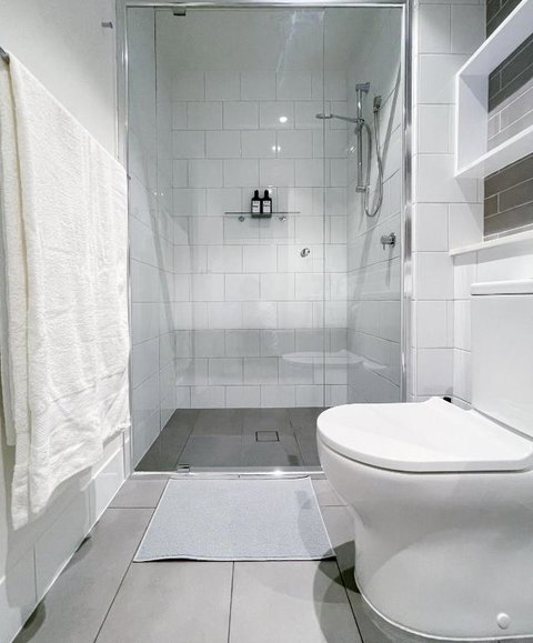 New Apartment Close To Westfield And Hospital - Winery Find 3