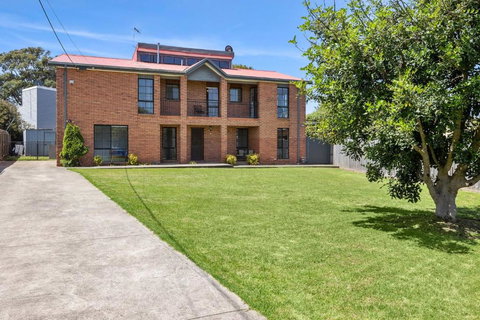 New Street Beach House - Winery Find 0