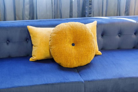 Oaks Melbourne St Kilda Road Hotel - Winery Find 2