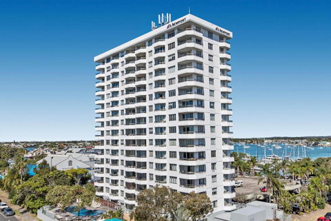 Newport Mooloolaba Apartments - Winery Find 2