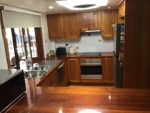 Oasis, In Leafy Whitfield. - Winery Find 2