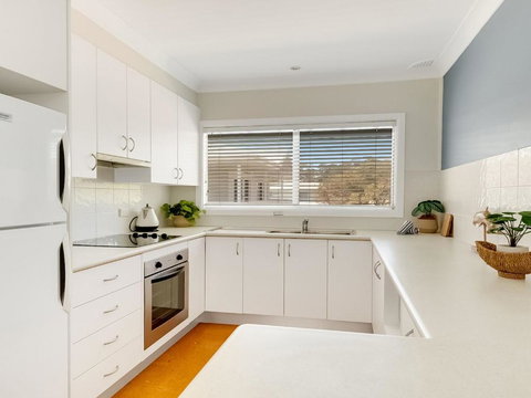 Ocean Blue Apartment Four - Winery Find 2