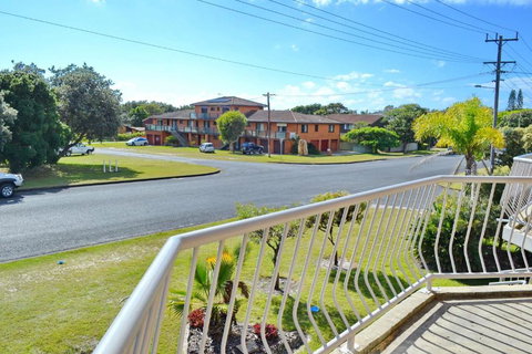 Ocean Breeze 8 - Winery Find 1