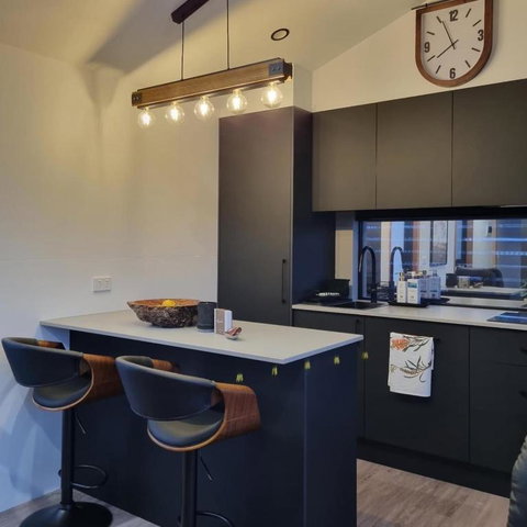 Ocean Breeze Homestays 1 - Winery Find 2