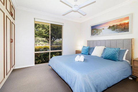 Ocean Breeze Villa - Winery Find 2