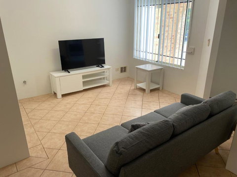 Ocean Keys Family Accommodation - Winery Find 1