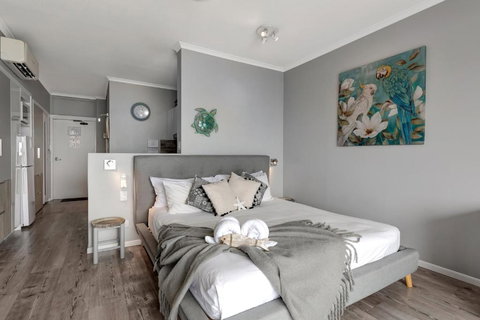 Ocean View 16A Studio Pool & Spa Wi-Fi - Winery Find 3