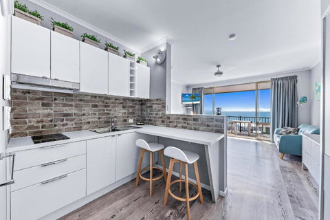 Ocean View 16A Studio Pool & Spa Wi-Fi - Winery Find 0