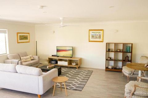 Oasis 1 On Eden - Winery Find 2