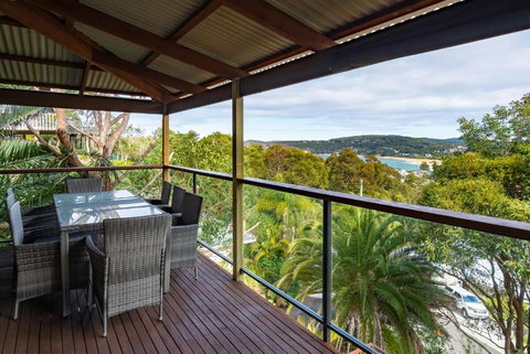 Ocean Views Beach Retreat - Winery Find 0