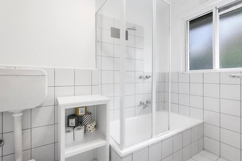 Opposite Rippon Lea Estate - Winery Find 3