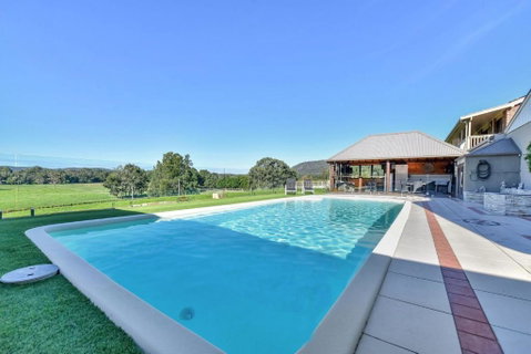 Overflow Downs-Riverside Acreage - Winery Find 0