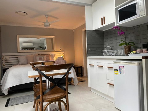 Paperbark Bed & Breakfast - Winery Find 1