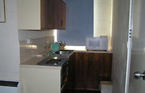 Pathfinder Motel - Winery Find 3