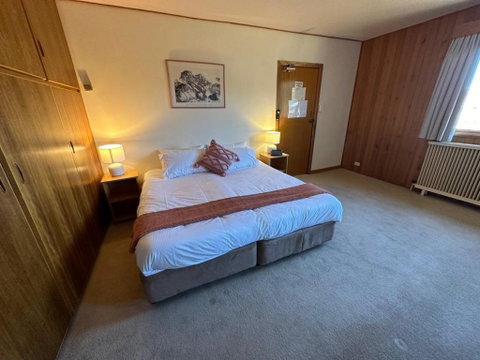 Peer Gynt Ski Lodge - Winery Find 2