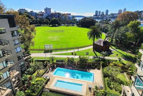 Penthouse With Private Terrace, Parking + 2 Pools - Winery Find 3