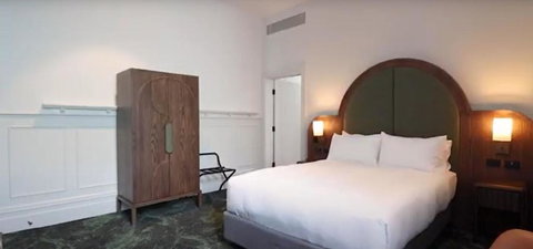 Portarlington Grand Hotel - Winery Find 1