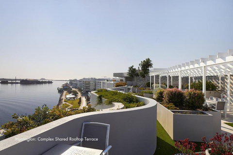 Portside On Honeysuckle - Winery Find 3