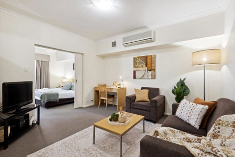 Prized Perth Retreat 1BDR - Winery Find 1