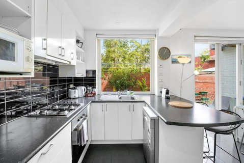 Quiet And Peaceful Beachside 1BR Retreat W Parking - Winery Find 1