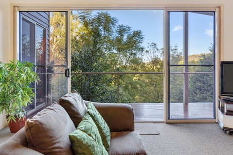 Ravensbourne Escape- Kookaburra Kottage - Winery Find 0