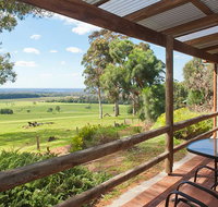 Augusta Sheoak Chalets - Winery Find