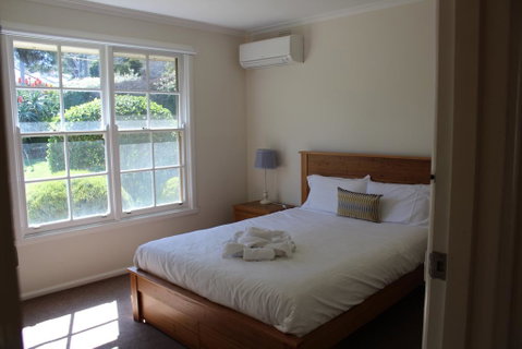 Australian Home Away @ Doncaster Grange Park - Winery Find 1