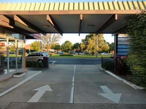 Bairnsdale Kansas City Motel - Winery Find 2