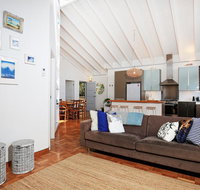 Balena  Culburra - Pet Friendly - 1 Min Walk to Beach - Winery Find