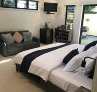 Bali inspired hideaway with Tropical villa  Plunge Pool - Winery Find