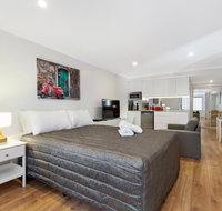 Balmain Modern Apartments - Winery Find