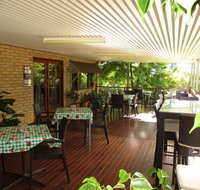 Barcaldine Country Motor Inn - Winery Find