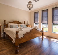 Barossa Family Holiday Home - Winery Find
