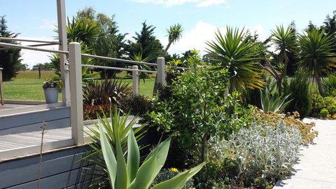 Bass Coast Country Cottages - Winery Find 2