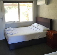 Bateau Bay Hotel - Winery Find