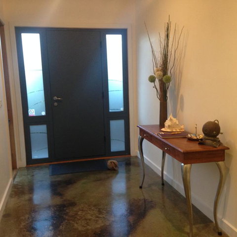 Bay Breeze Holiday Home - Winery Find 3