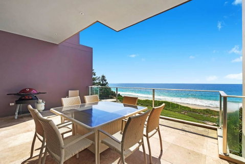 Beach And Ocean Front Penthouse With Wifi And Parking - Winery Find 0