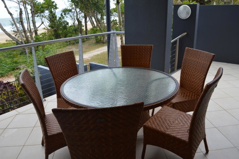 Beach House Apartment 1 - Winery Find 3