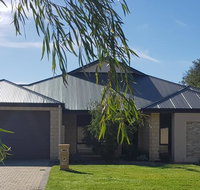 Beachfields Guest House Busselton - Winery Find