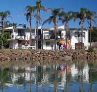 Beachfront 5 25 Willow Street - Winery Find
