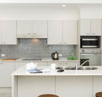 Beachfront 7 - Winery Find